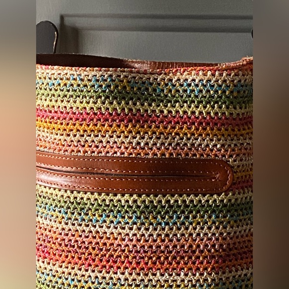 Patricia Nash 10th Anniversary crossbody bucket bag - Picture 13 of 15